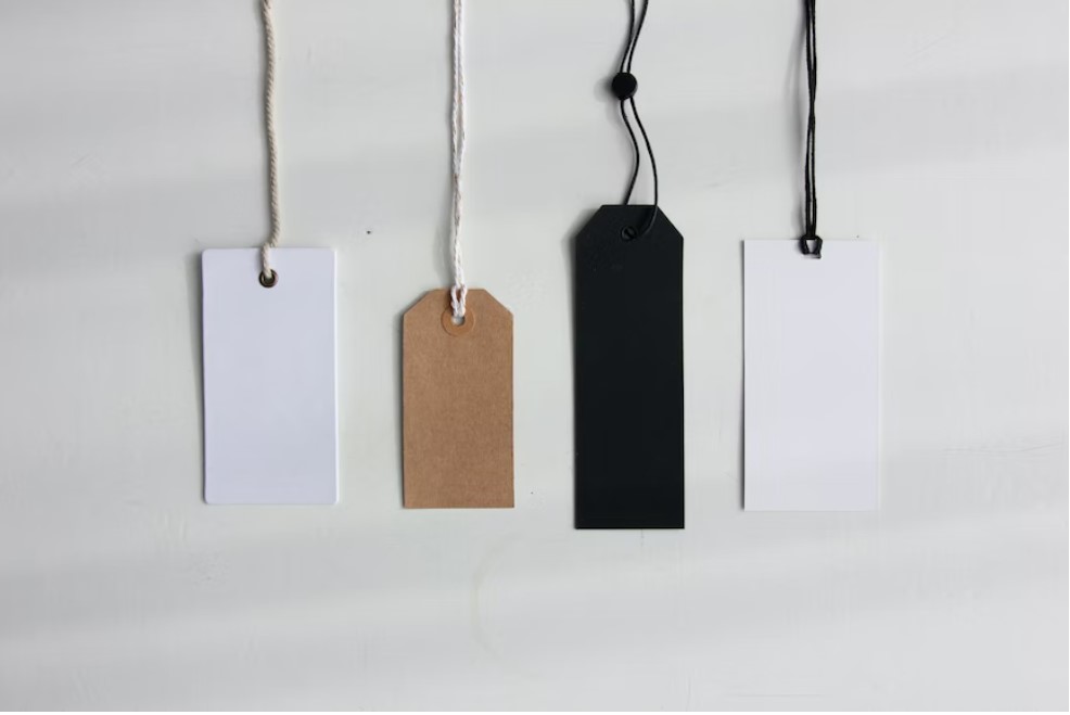 Enhance the brand Visibility with Hang Tags